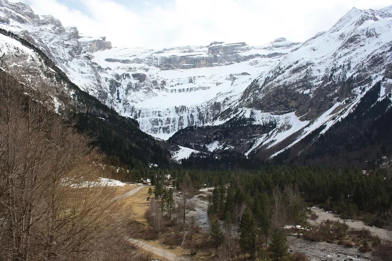Pyrénées : le cirque de Gavarnie et ses surprises